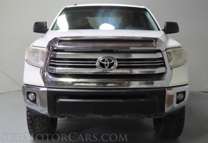 2016 Toyota Tundra SR5 - Image 12