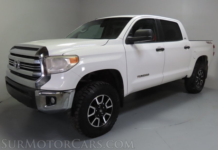 2016 Toyota Tundra SR5 - Image 2