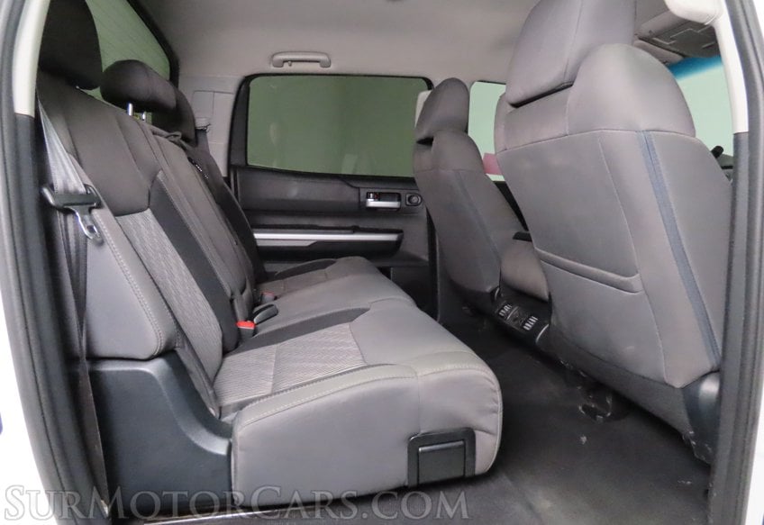 2016 Toyota Tundra SR5 - Image 17