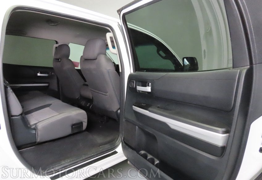 2016 Toyota Tundra SR5 - Image 15
