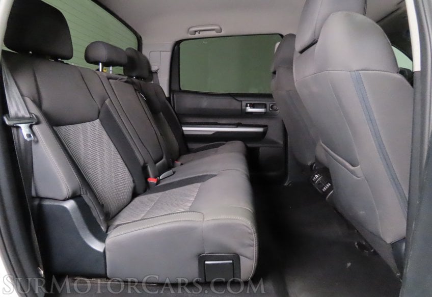2016 Toyota Tundra SR5 - Image 18