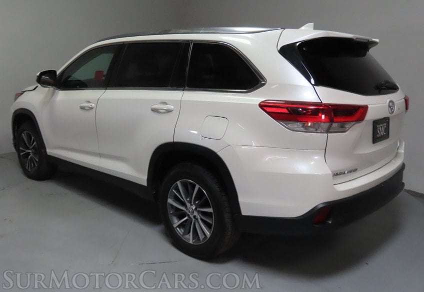 2019 Toyota Highlander XLE - Image 5