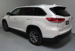 2019 Toyota Highlander XLE - Image 5