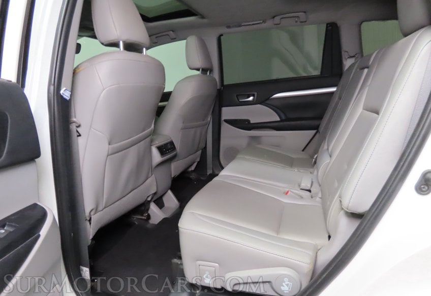 2019 Toyota Highlander XLE - Image 34