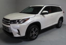 2019 Toyota Highlander XLE - Image 1