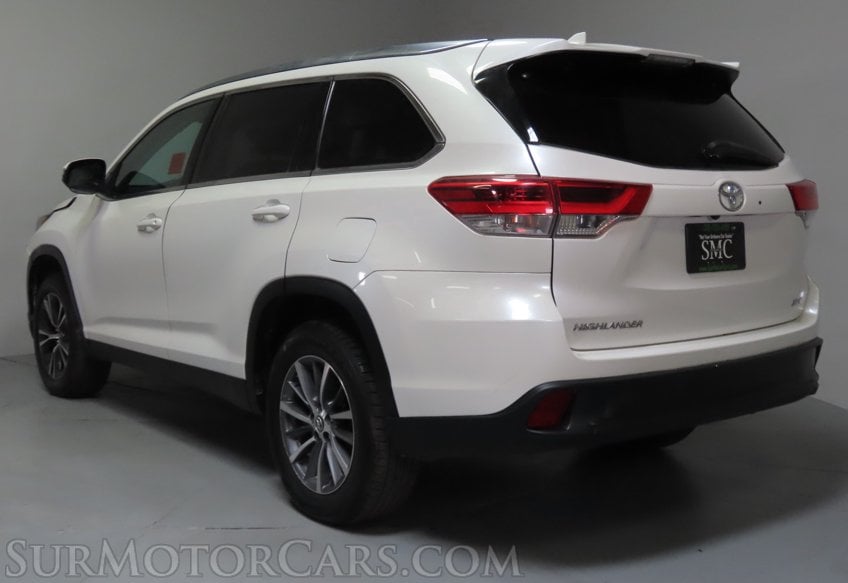 2019 Toyota Highlander XLE - Image 7