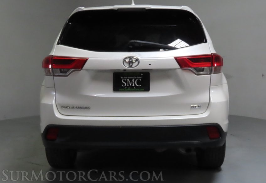 2019 Toyota Highlander XLE - Image 11