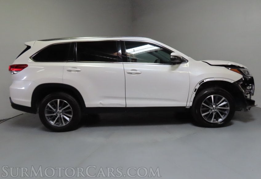 2019 Toyota Highlander XLE - Image 18