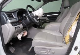 2019 Toyota Highlander XLE - Image 29