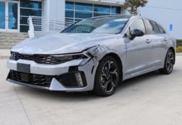 2025 Kia K5 GT-Line - Image 4