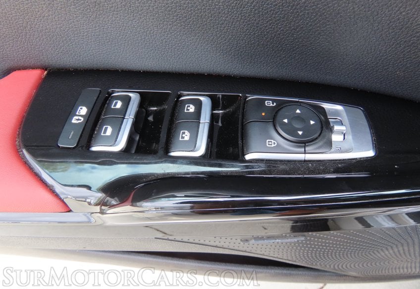 2025 Kia K5 GT-Line - Image 25