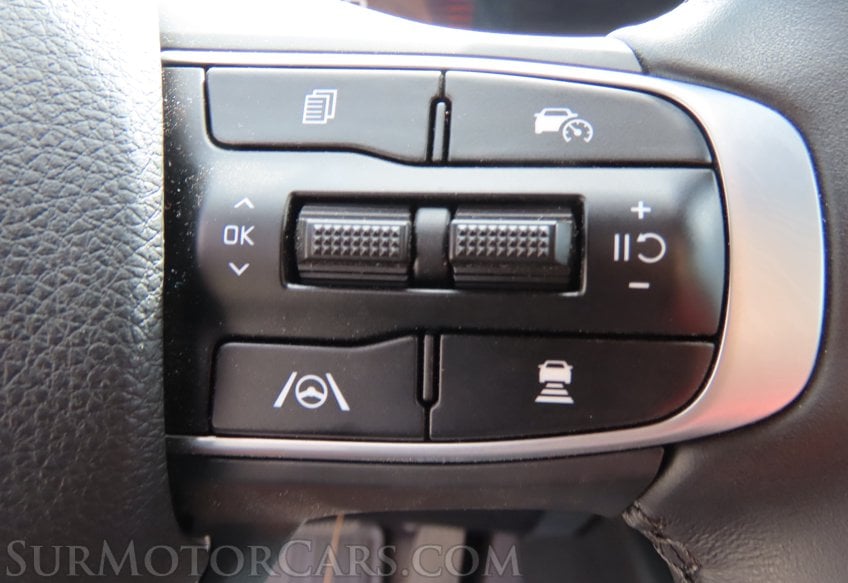 2025 Kia K5 GT-Line - Image 22