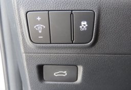 2025 Kia K5 GT-Line - Image 26