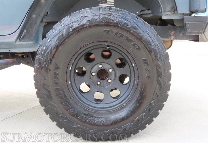 2015 Jeep Wrangler Unlimited Sahara - Image 45