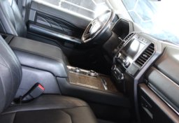 2019 Ford Expedition Platinum - Image 61