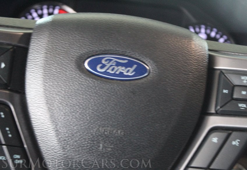 2019 Ford Expedition Platinum - Image 41