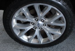 2019 Ford Expedition Platinum - Image 24