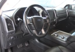 2019 Ford Expedition Platinum - Image 38