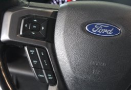 2019 Ford Expedition Platinum - Image 42