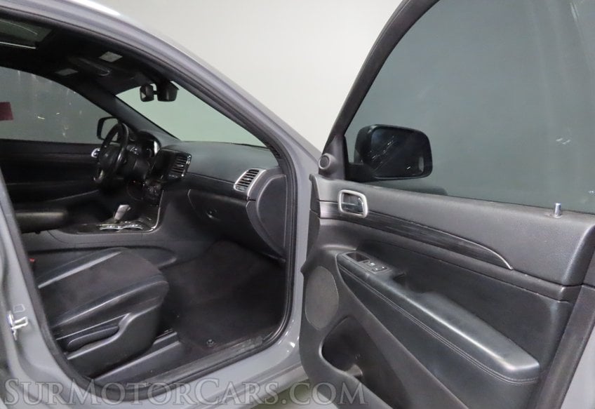 2022 Jeep Grand Cherokee WK Laredo X - Image 19