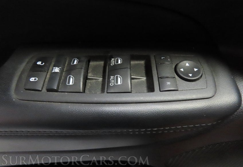 2022 Jeep Grand Cherokee WK Laredo X - Image 44