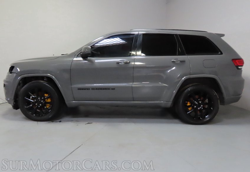 2022 Jeep Grand Cherokee WK Laredo X - Image 9