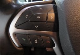 2022 Jeep Grand Cherokee WK Laredo X - Image 30