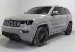 2022 Jeep Grand Cherokee WK Laredo X - Image 4