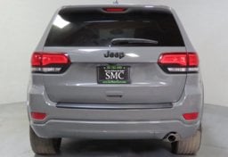 2022 Jeep Grand Cherokee WK Laredo X - Image 12