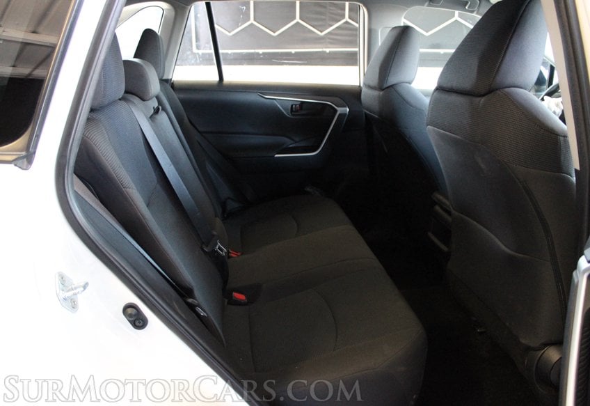 2021 Toyota RAV4 AWD - Image 31