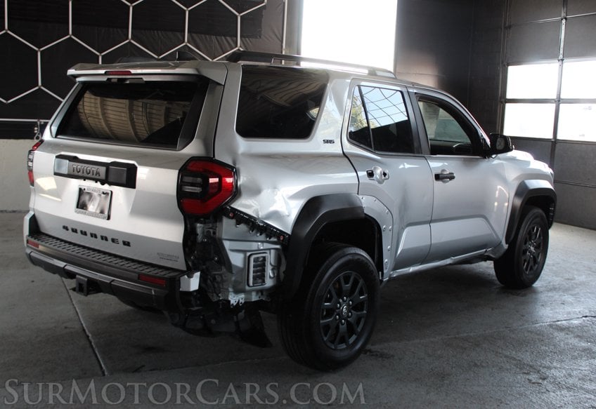 2026 Toyota 4Runner - Image 7