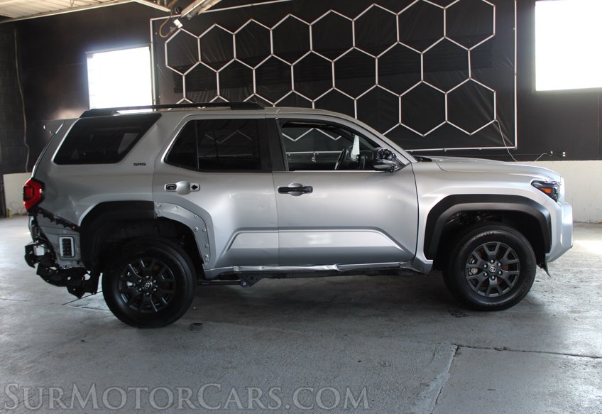 2026 Toyota 4Runner - Image 9