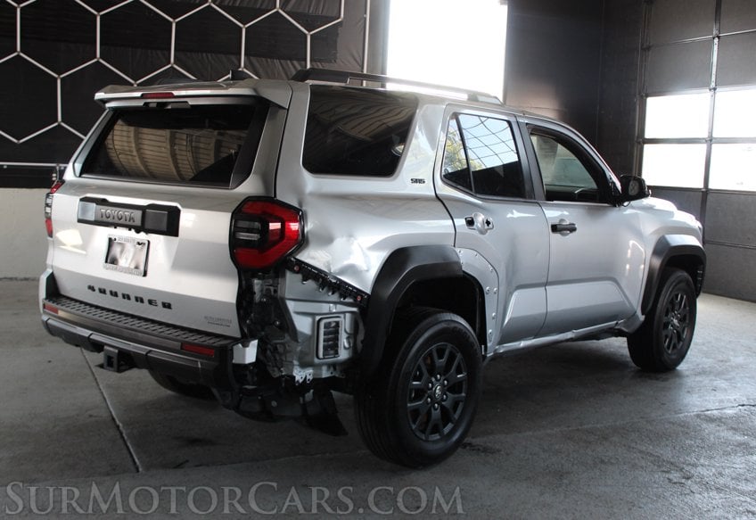 2026 Toyota 4Runner - Image 5
