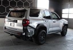 2026 Toyota 4Runner - Image 5