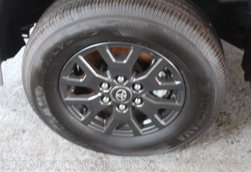 2026 Toyota 4Runner - Image 25