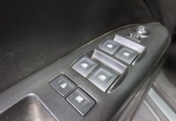 2018 GMC Canyon SLE - Image 28
