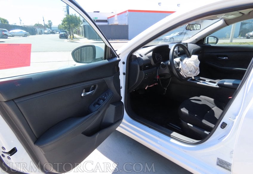 2024 Nissan Sentra SV - Image 21