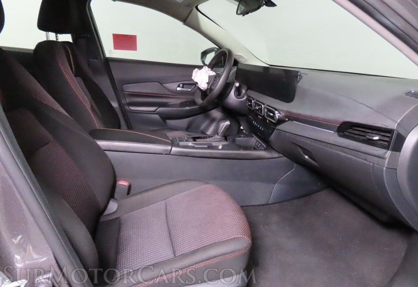 2026 Nissan Sentra SR - Image 35