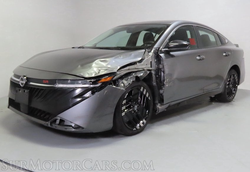 2026 Nissan Sentra SR - Image 4
