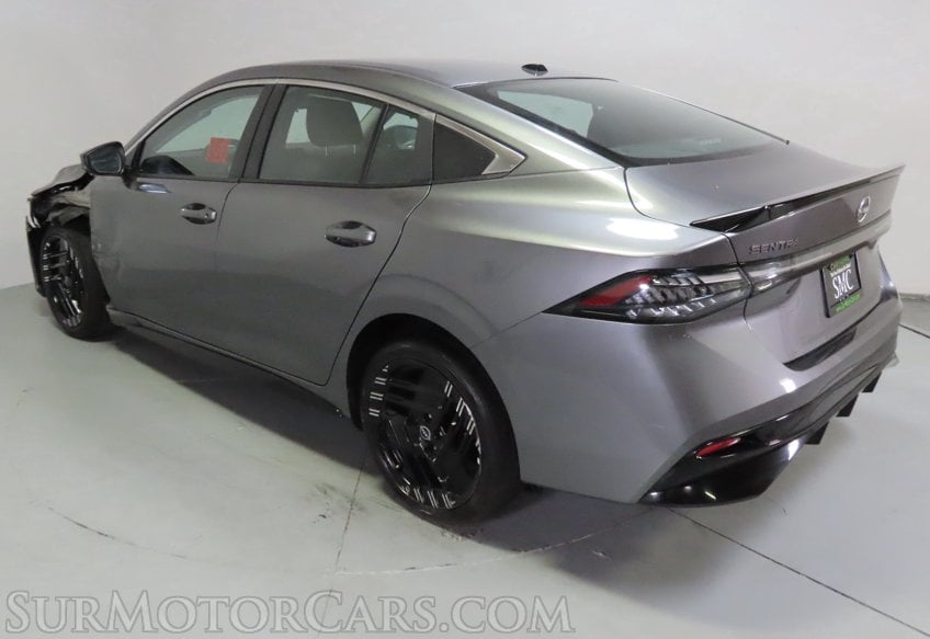 2026 Nissan Sentra SR - Image 9