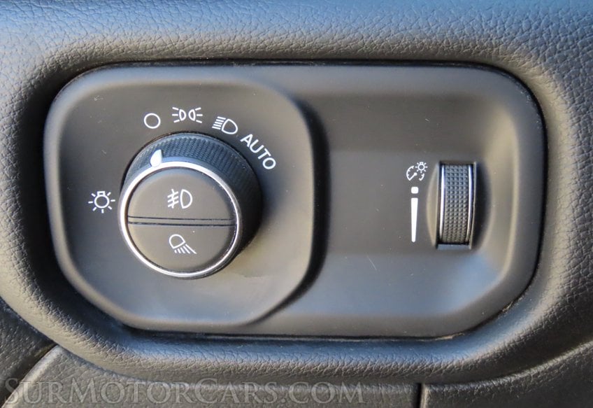 2024 Ram 2500 Big Horn - Image 25