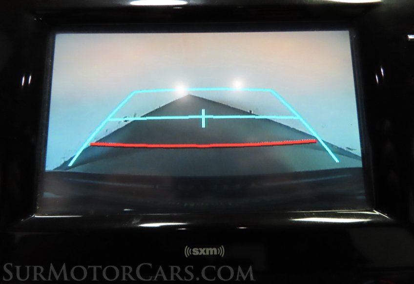 2020 Toyota Camry Hybrid LE - Image 46