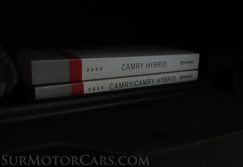 2020 Toyota Camry Hybrid LE - Image 41