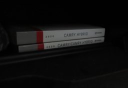 2020 Toyota Camry Hybrid LE - Image 41