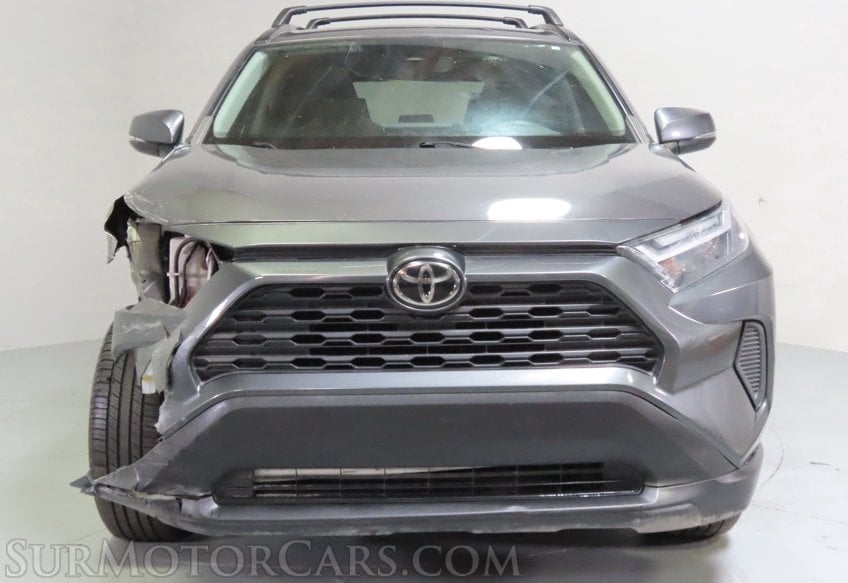 2023 Toyota RAV4 XLE - Image 12
