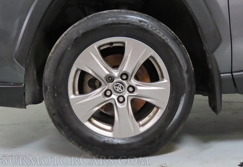 2023 Toyota RAV4 XLE - Image 20