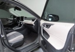 2023 Toyota RAV4 XLE - Image 22