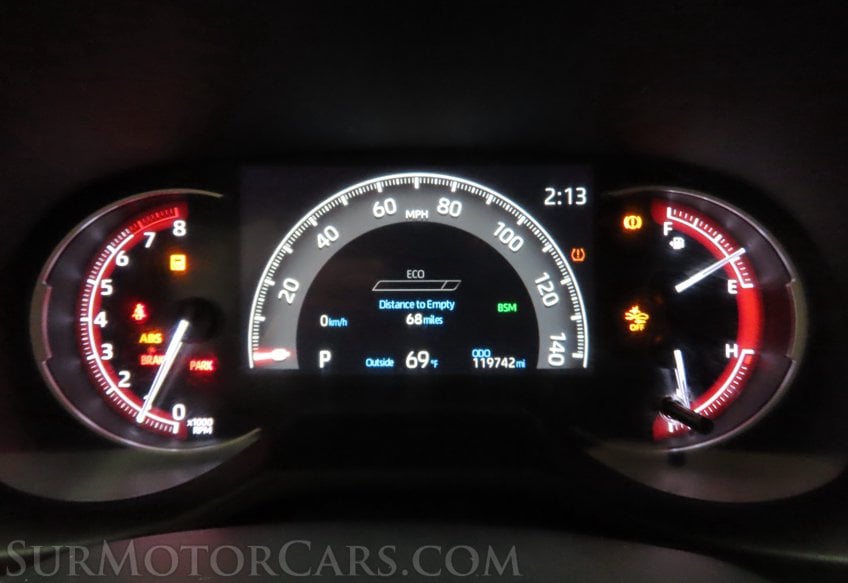 2023 Toyota RAV4 XLE - Image 38