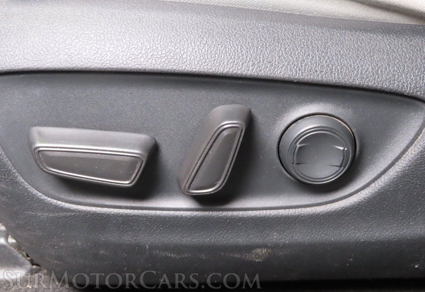 2023 Toyota RAV4 XLE - Image 46