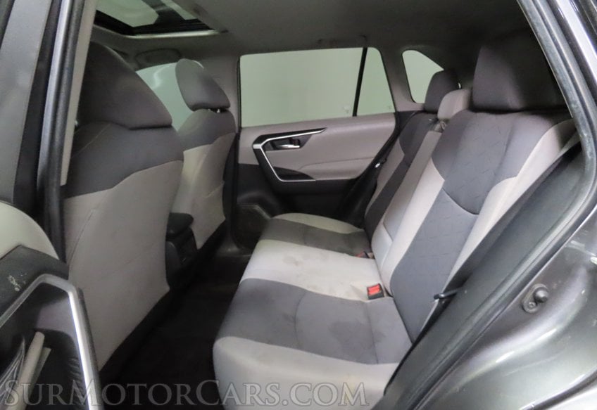 2023 Toyota RAV4 XLE - Image 27